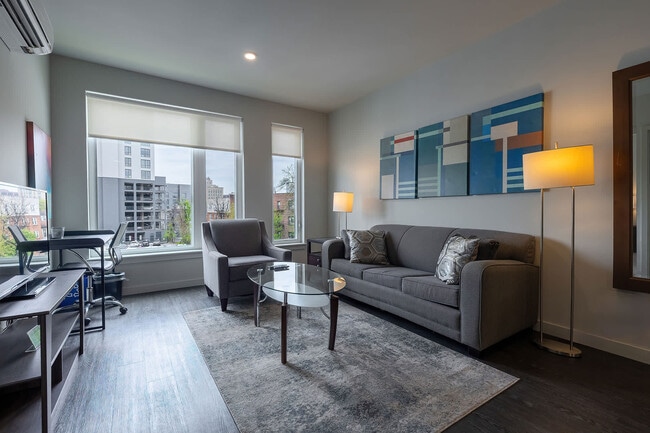 Building Photo - 51 S Broadway