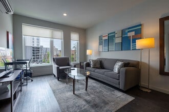 Building Photo - 51 South Broadway-SI FL5-ID1226759P