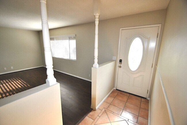 Building Photo - 4095 Acacia St