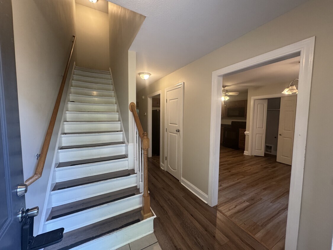Photo - 1537 C8 Pine Brook Ct-1