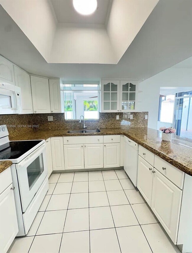 Foto del edificio - 13861 SW 9th Terrace