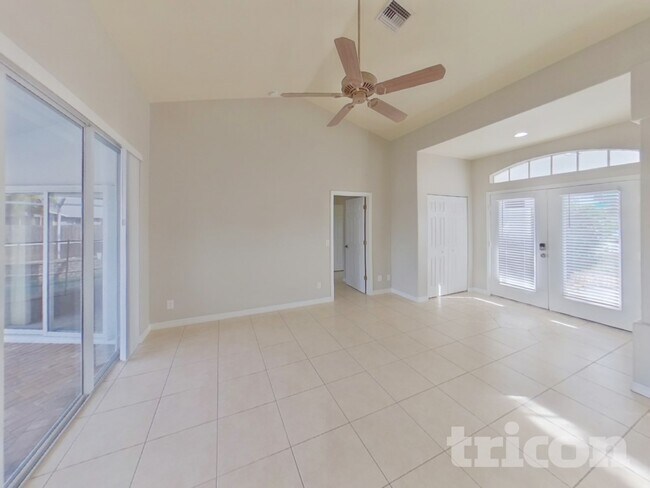 Foto del edificio - 4090 W Price Blvd