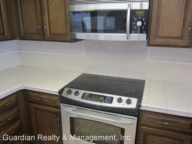 Foto del edificio - 3 br, 2 bath House - 2606 E Yucca Street