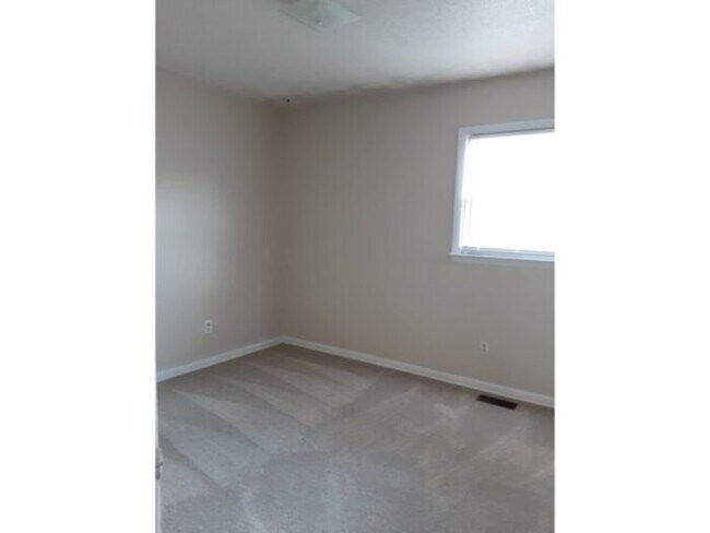 Building Photo - 2672 Wingate Rd