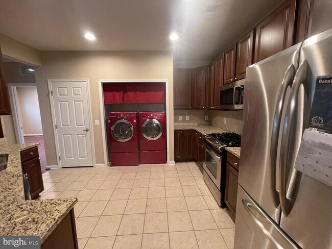 Foto del edificio - 1624 Hardwick Ct