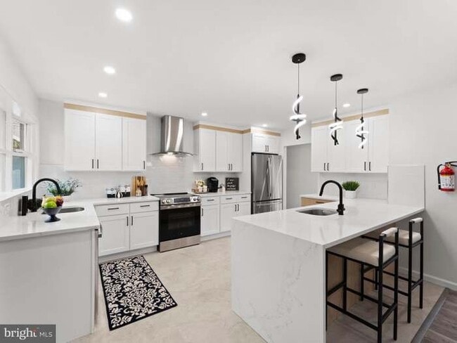 Building Photo - 443 Valley Run Dr