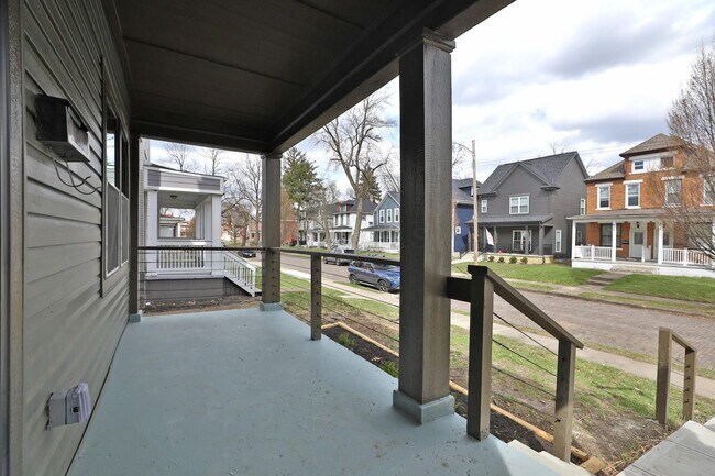 Foto del edificio - 423 Stoddart Ave