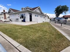 Building Photo - 433 Bridger Ave