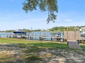 Building Photo - 300 Bayou Blvd