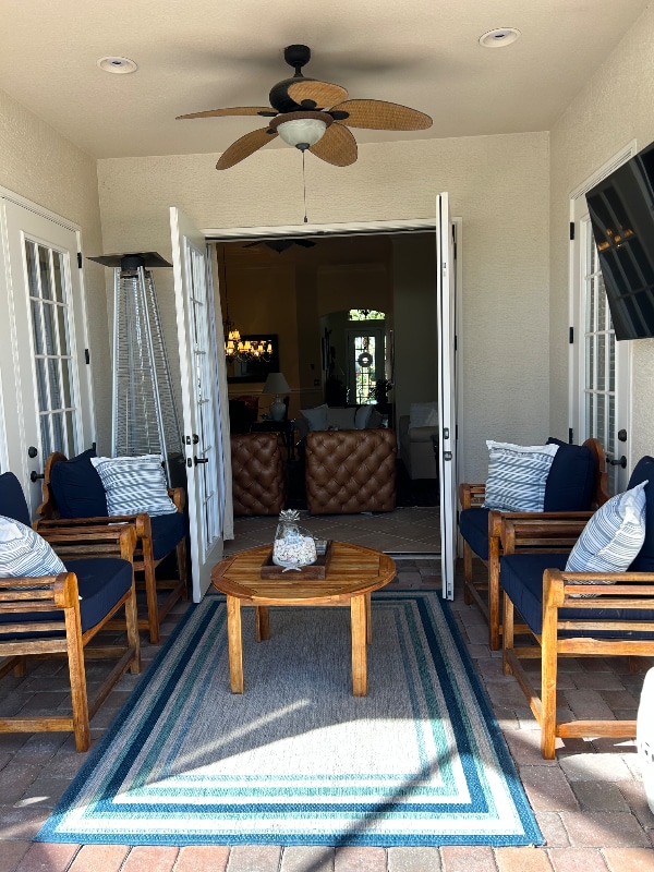 Building Photo - 20099 Seadale Ct