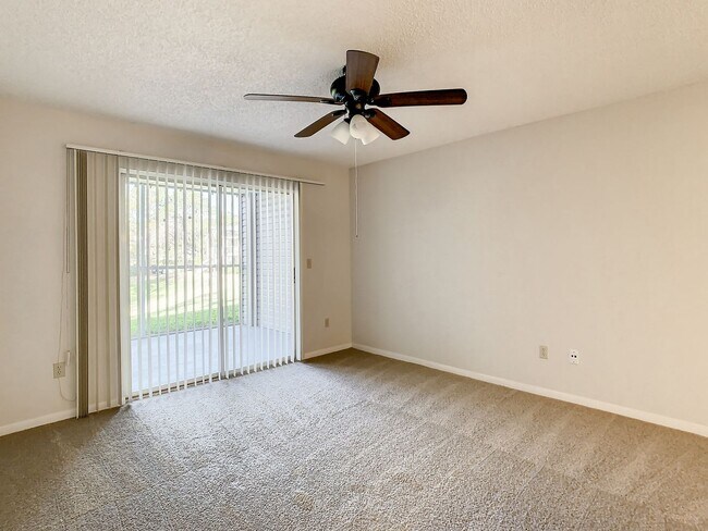 Foto del edificio - Beautiful 1 Bed/ 1 Bath Condo For Rent at ...
