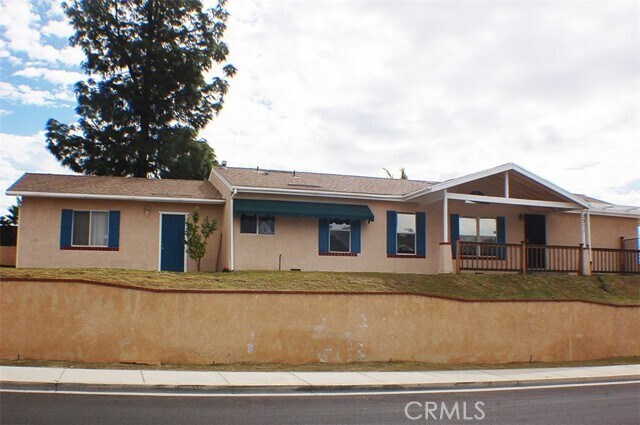 Building Photo - 1311 W Heald Ave