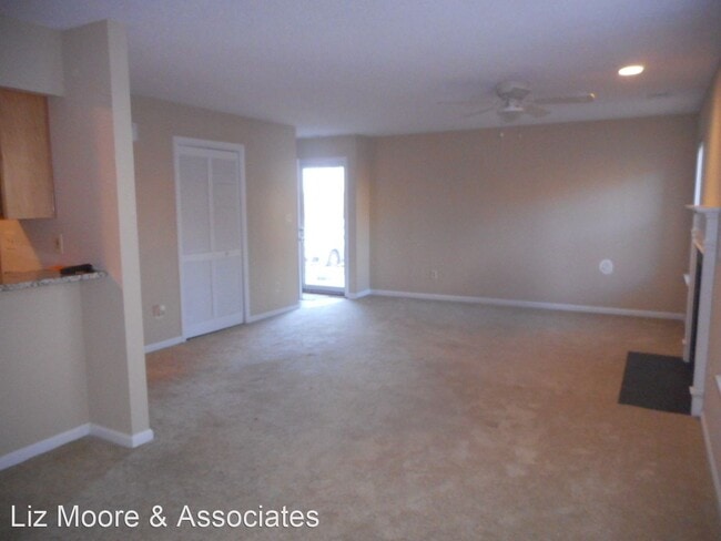 Building Photo - 2 br, 2 bath House - 208 Quarter Trail #F