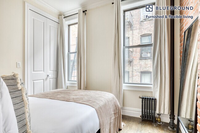 Building Photo - 223 Mott St