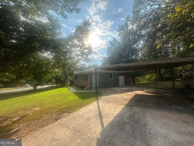 Building Photo - 6575 Wendell Cir