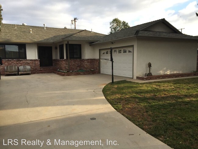 Foto del edificio - 21816 Arminta St