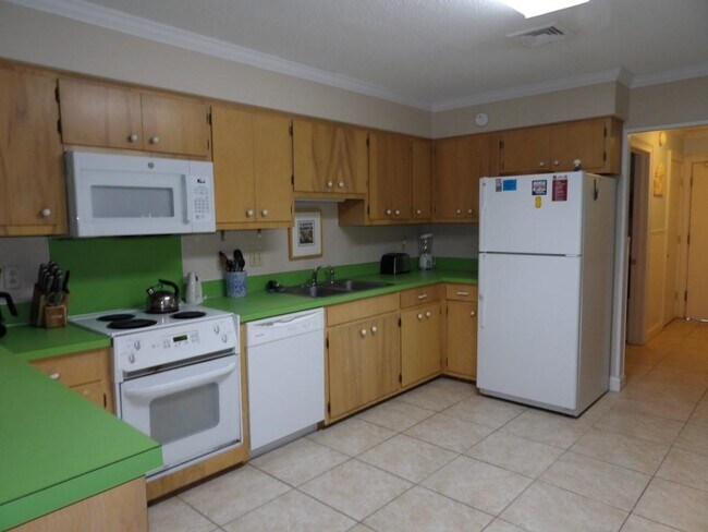 Foto del edificio - 4005 S Ocean Blvd