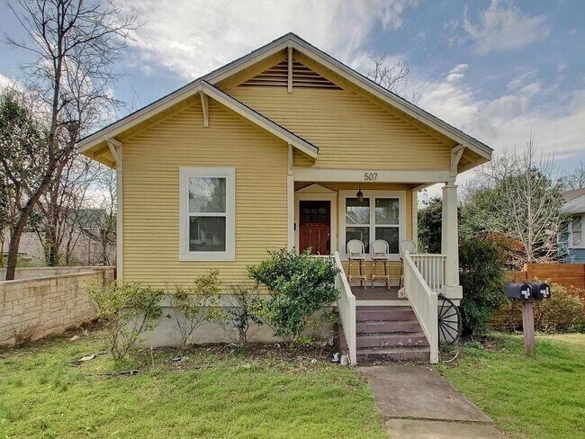 Building Photo - 507 E 39th St