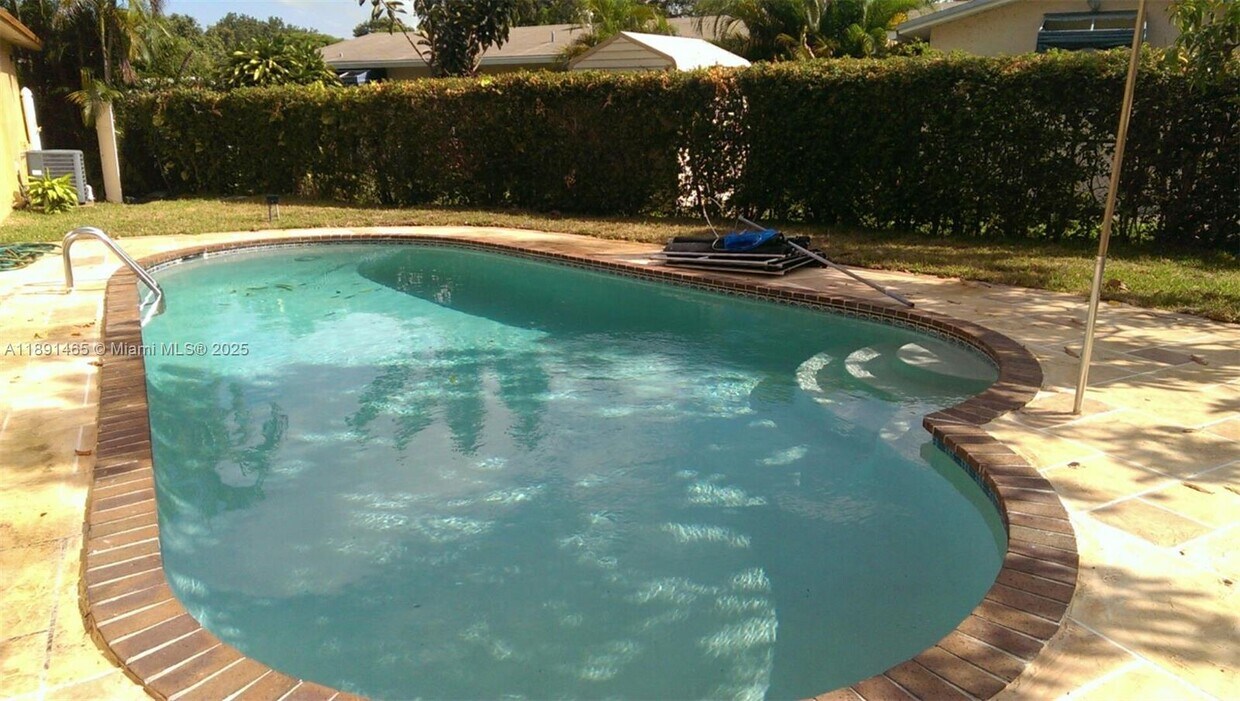 Primary Photo - 18223 Oleta Dr