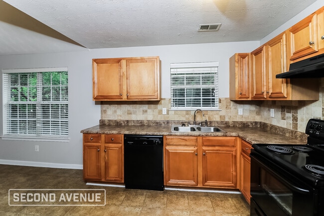 Building Photo - 4202 Kensington Cove