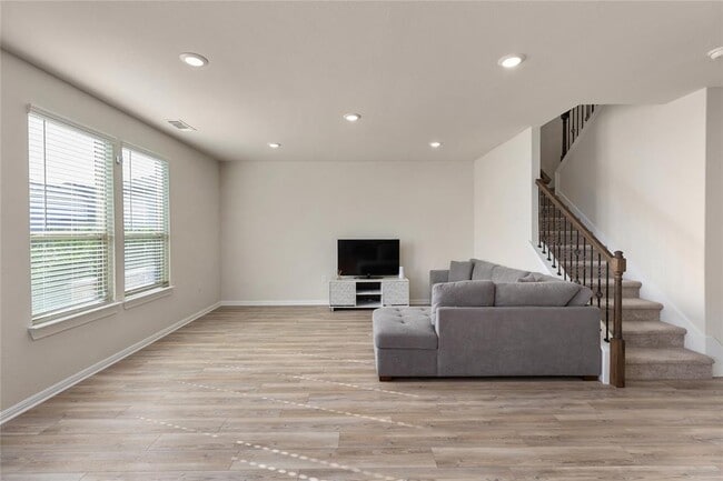 Building Photo - 5513 Durango Pass