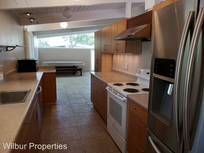Building Photo - 4 br, 2 bath House - 2022 Edgewood Drive