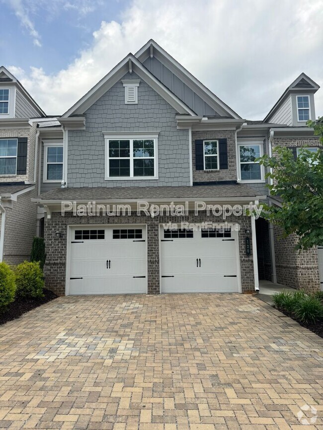 Building Photo - 120 Duval Dr