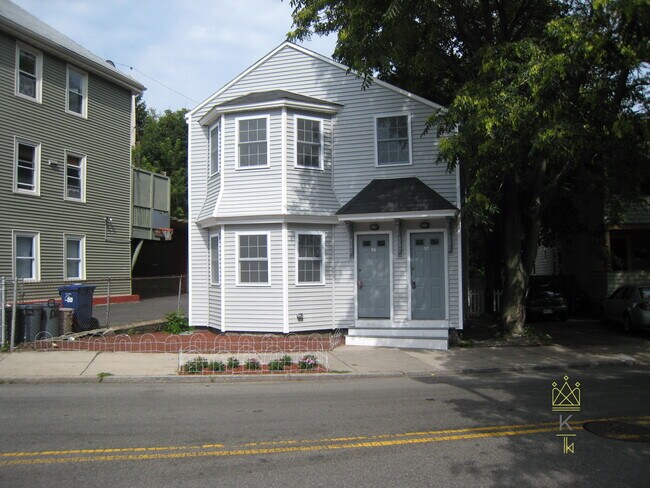 Building Photo - 57 Day St