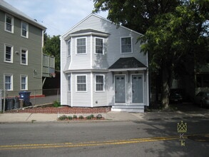 Building Photo - 57 Day St