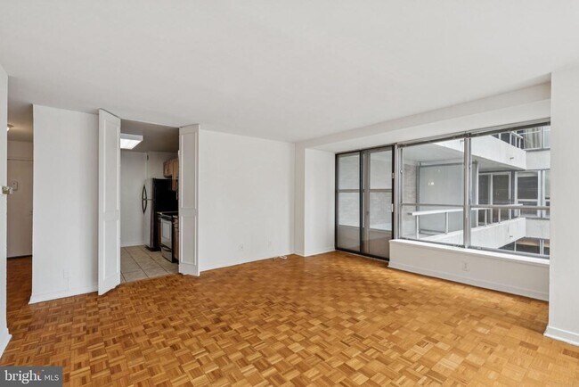 Foto del edificio - 224-30 W Rittenhouse Square