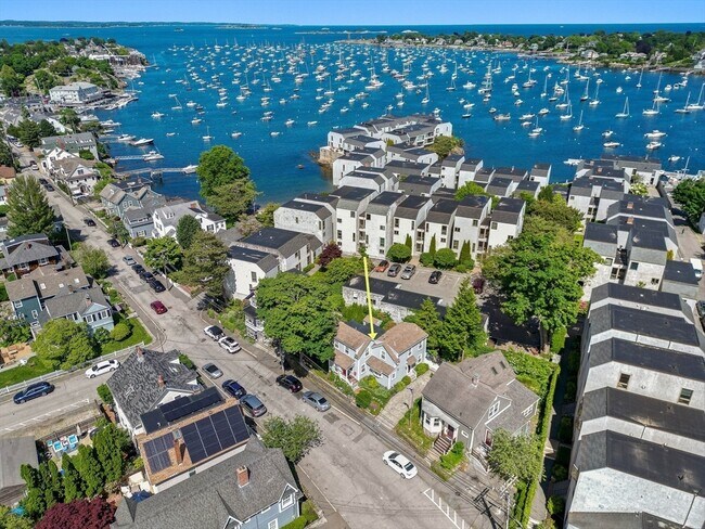 Building Photo - 46 Gregory St