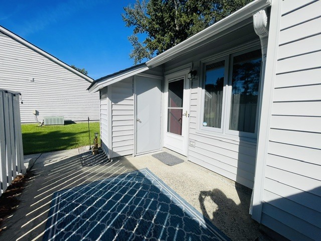 Building Photo - 11 Mulberry Ln