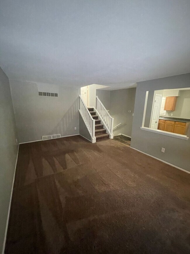 Foto del edificio - 9018-9020 N Joyce Ave. (Duplex)
