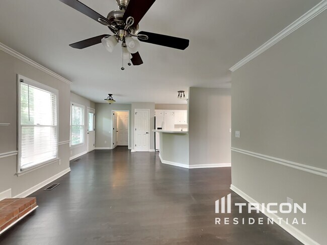 Foto del edificio - 2605 Douglas Ln