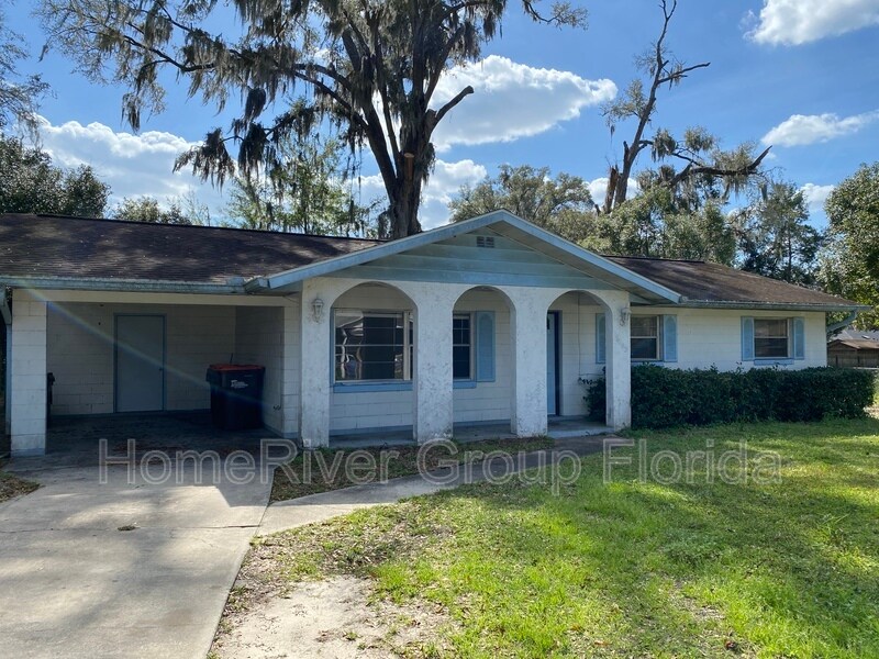 5242 SE 114th St, Belleview, FL 34420 House Rental in Belleview, FL