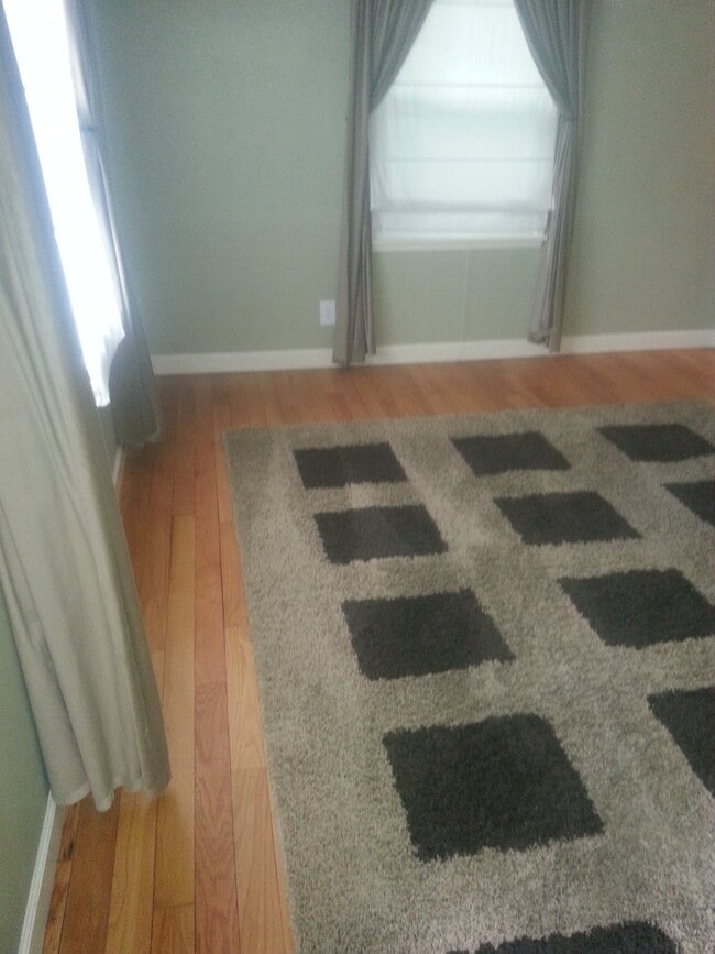 Building Photo - 1307 Belmar Pl