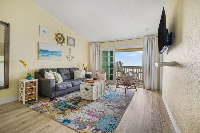 Building Photo - 7000 Seawall Blvd