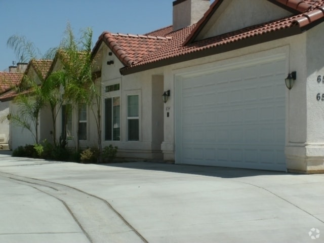 Building Photo - 660 Clover Meadow Ct