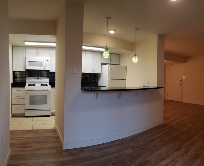 Kitchen Entrance - 12203 Braxfield Ct