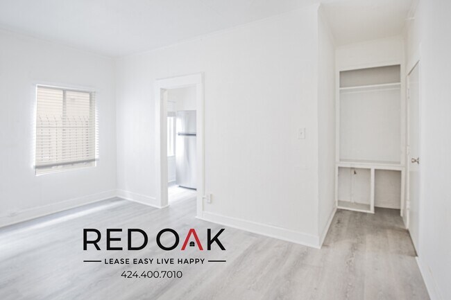 Foto del edificio - 822 S Park View St