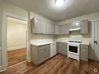 Building Photo - 17 Lakeville Rd