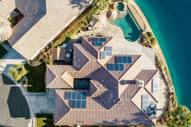 Building Photo - 3 Pyramid Lake Ct