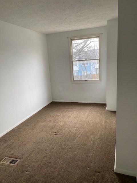 Bedroom 2 - 2817 Shepperton Ter