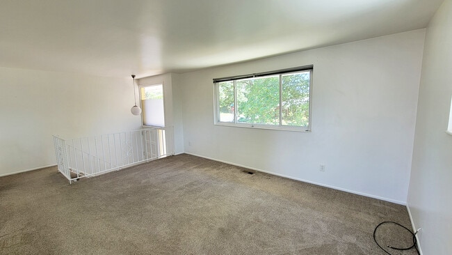 Building Photo - 2085 E Browning Ave