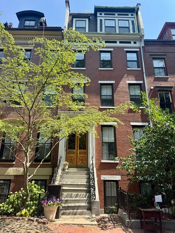 Building Photo - 69 Rutland St