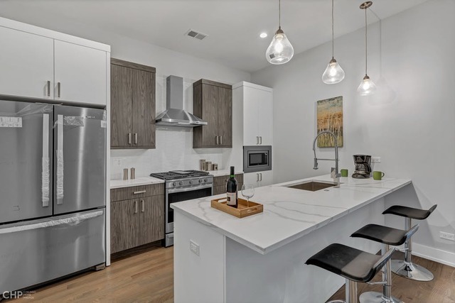 Foto del edificio - 2217 W Madison St