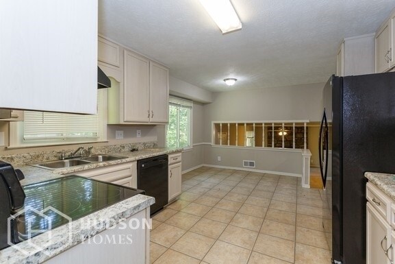 Foto del edificio - 5350 Rockbridge Rd SW