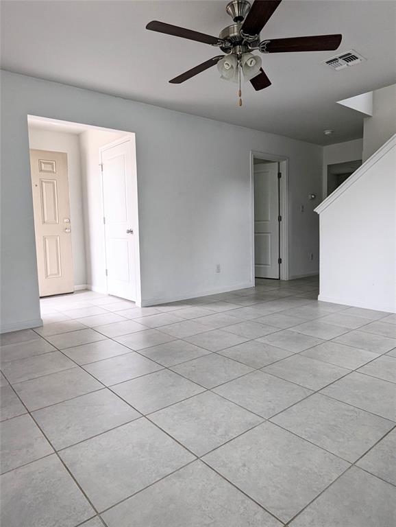 Building Photo - 135 Frasier Dr