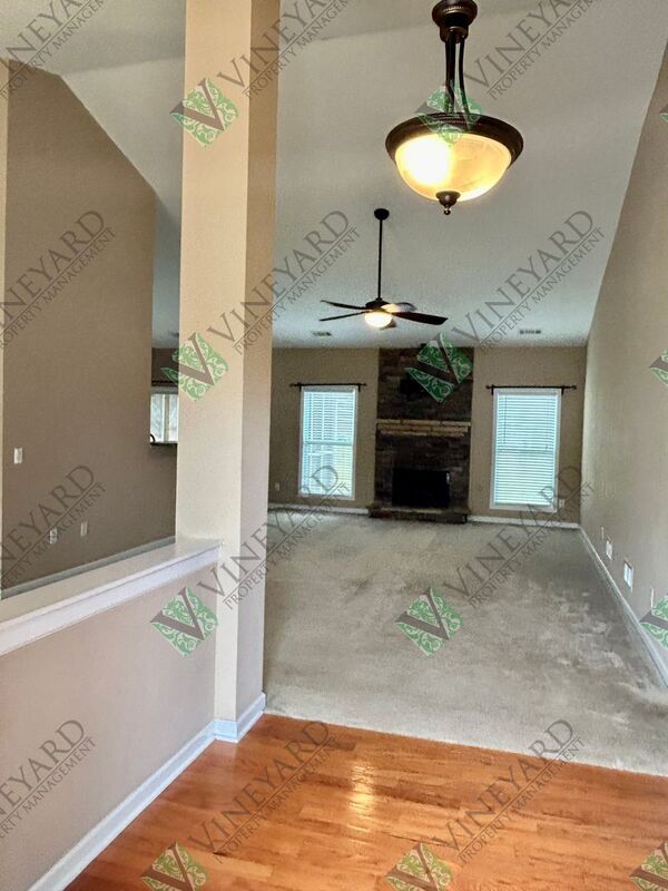 Building Photo - 149 Alexandria Way