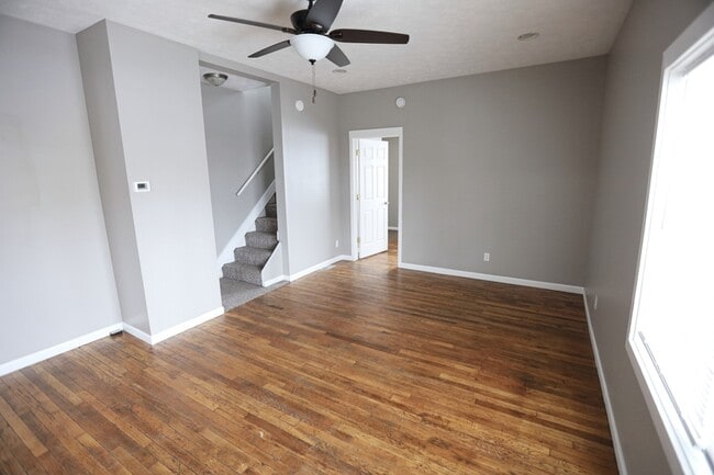 Foto del edificio - 826 4th St NW